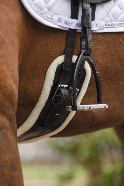ANKY Dressage Girth Anatomic